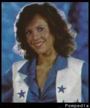 File:Dallas Cowboys Sheri Williams 1981 Y1.jpg