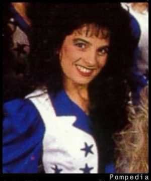 File:Dallas Cowboys Michaela Sampite 1990 Y2.jpg