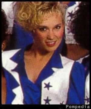 File:Dallas Cowboys Kirsten Krueger 1990 Y1.jpg