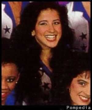 File:Dallas Cowboys Gina Gattinella 1990 Y1.jpg