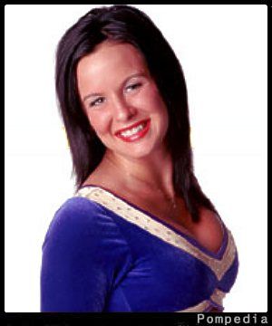 File:Minnesota Vikings Erin F MV199906 2001 Y3.jpg