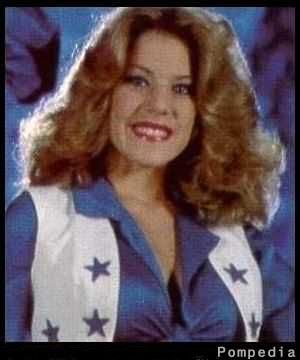 File:Dallas Cowboys Suzette Derrick 1981 Y4.jpg